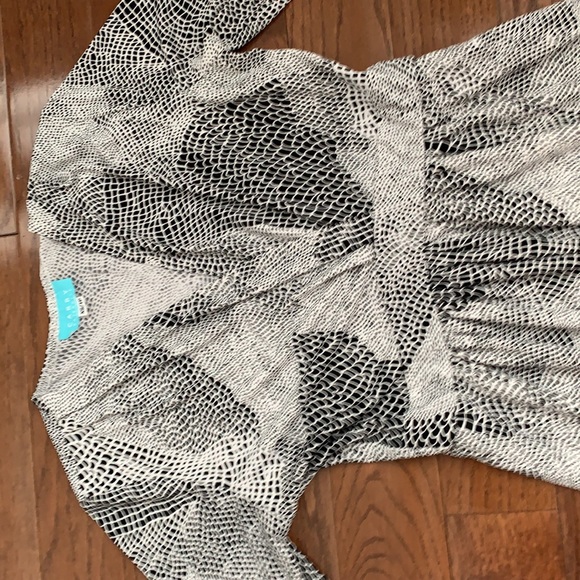 B/W animal print Maternity wrap dress - Picture 3 of 6